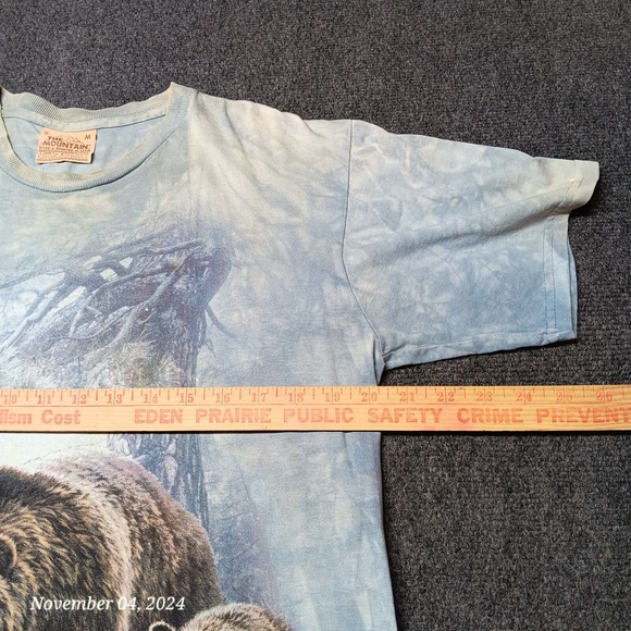 Vintage The Mountain Shirt Adult Medium Blue Grizzly Bears Cubs Robert Apple - Picture 5 of 6